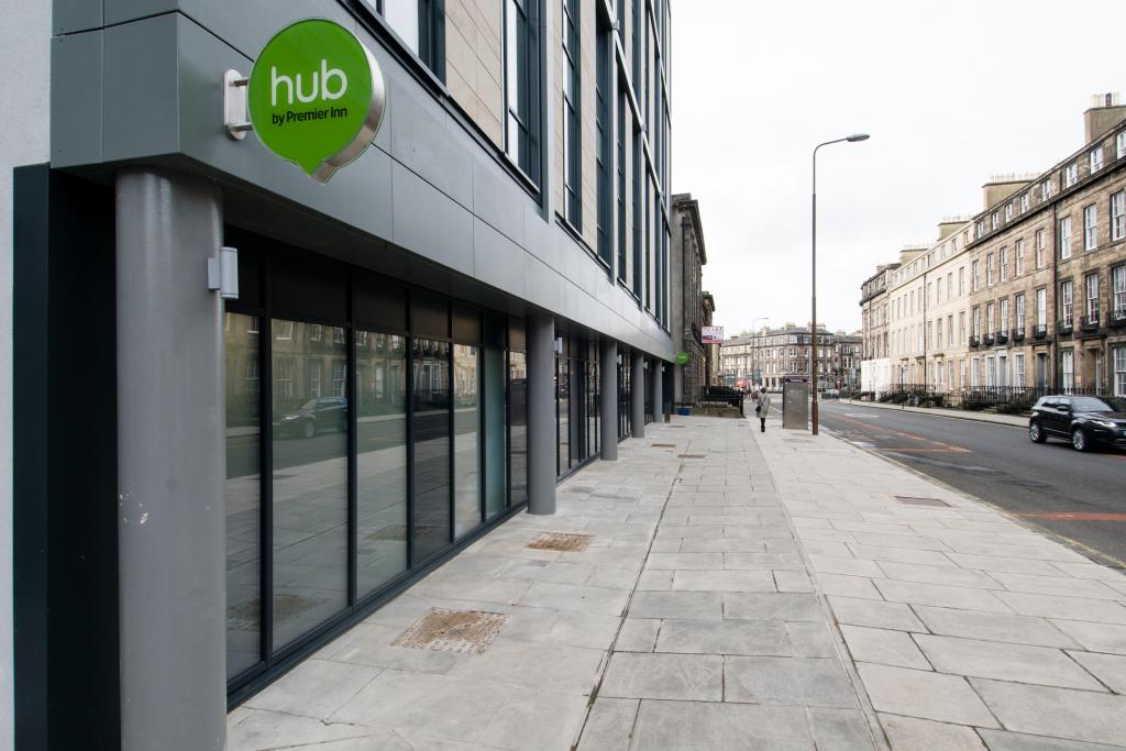 hub by Premier Inn Edinburgh Haymarket (exterior)
